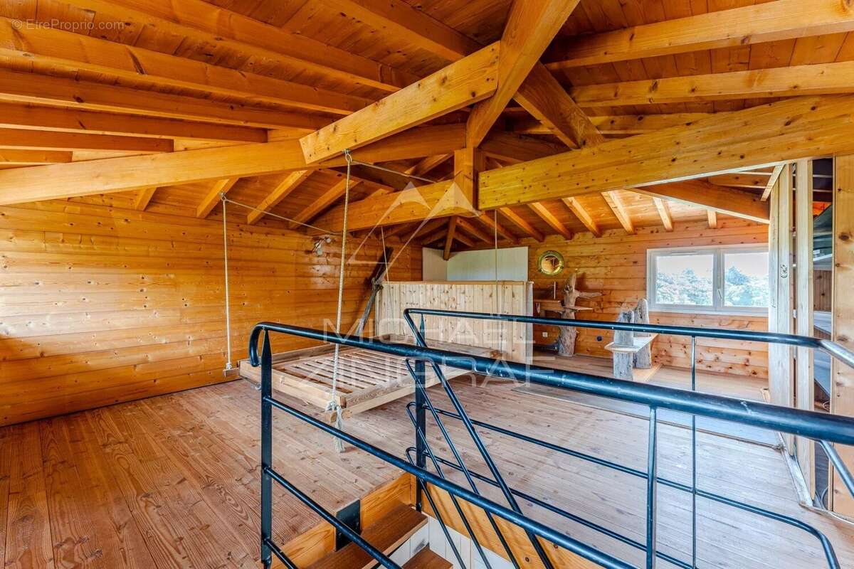 Maison à GUJAN-MESTRAS