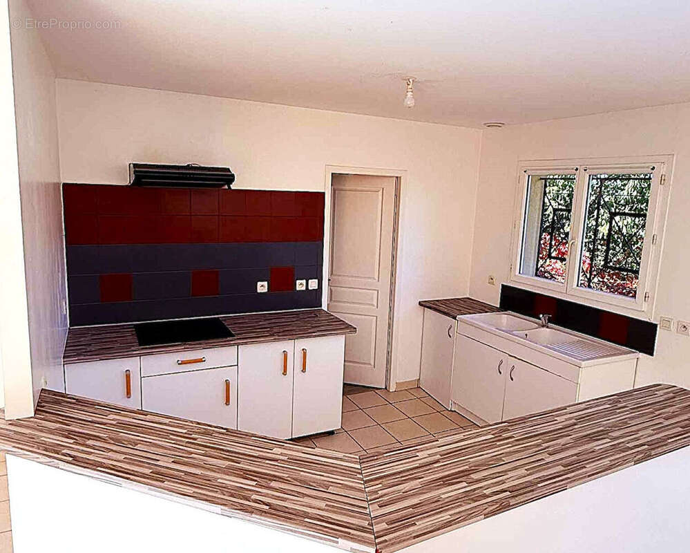 Maison à SAINT-LOUBES