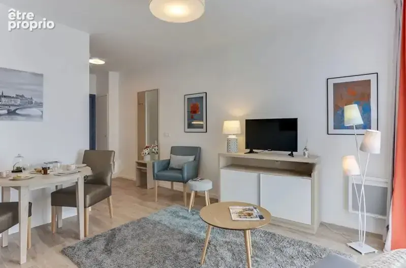 INVESTISSEMENT LOCATIF  BOURGOIN-JALLIEU  Résidence Seniors Les Girandières  6,43 % de rentabilité - photo 3