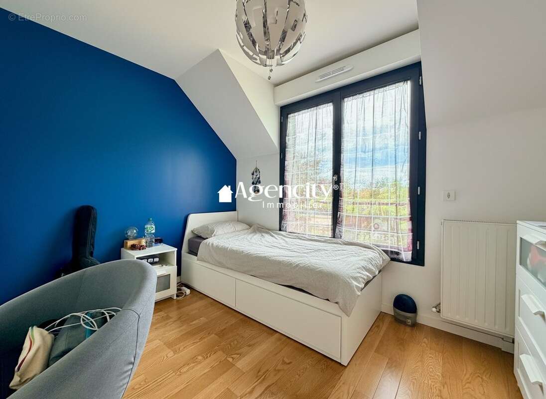 Appartement 63 m² à Torcy  - photo 9