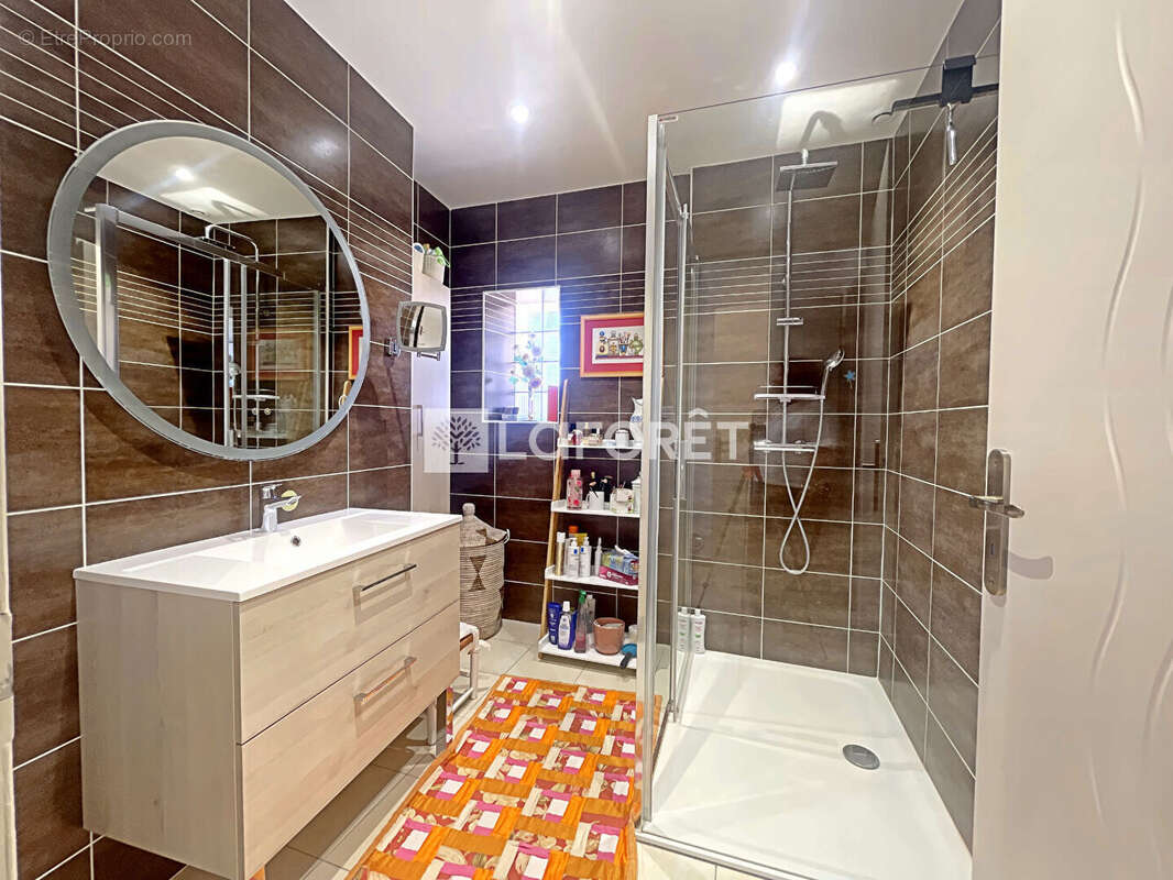 Maison à PIERRECLOS