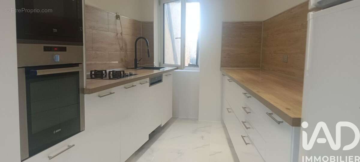 Photo 2 - Maison à NAVES