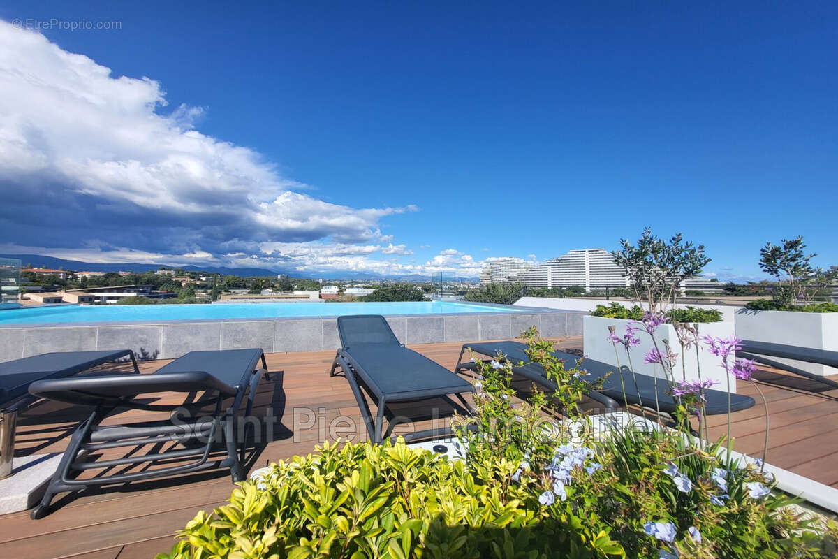 Appartement à VILLENEUVE-LOUBET