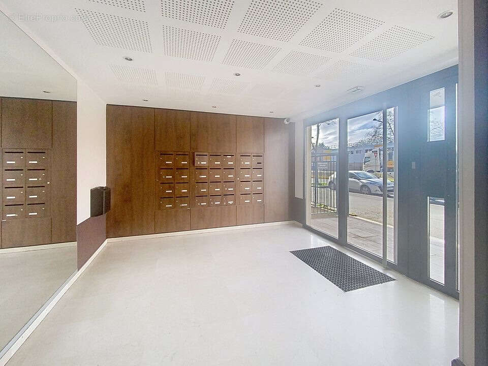 Appartement à LYON-8E