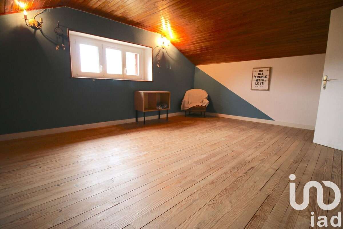 Photo 9 - Maison à SAINT-BONNET-LE-CHASTEL