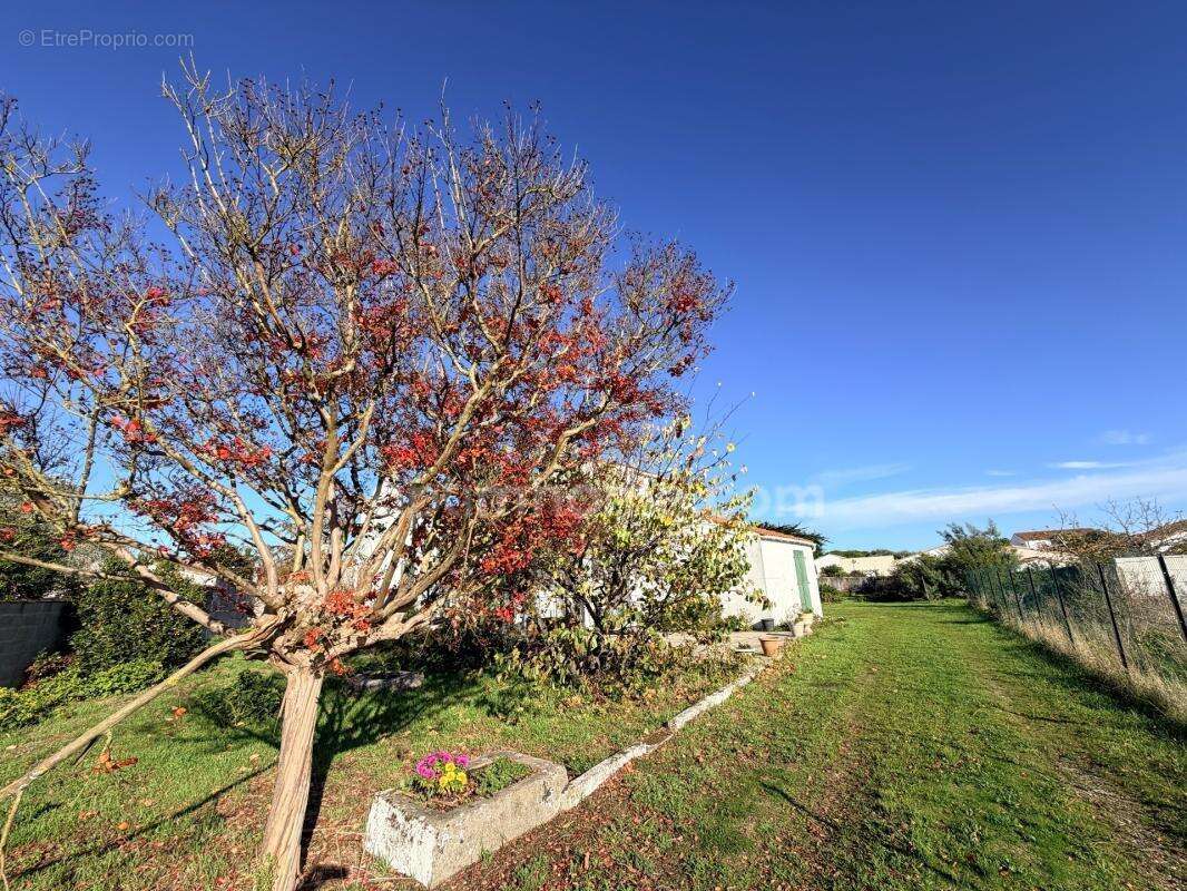 Propriété de 1300 m² – Potentiel de Division – Cœur de Village- rare -opportunité - photo 16