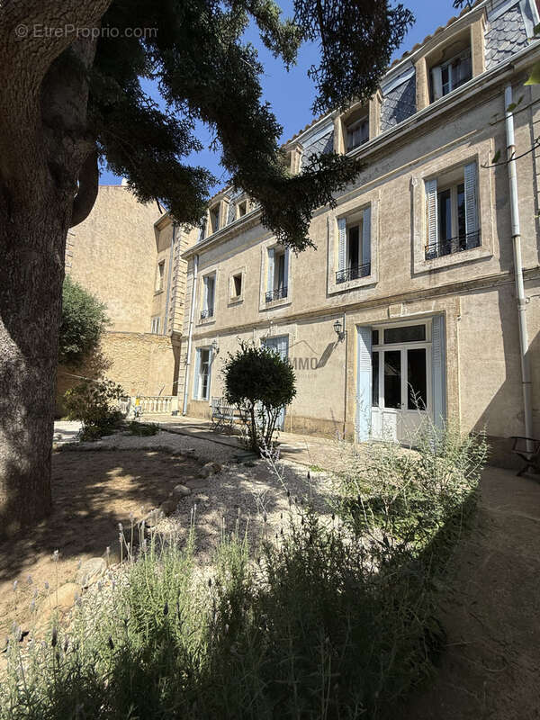 Maison à SAINT-LAURENT-DE-LA-CABRERISSE
