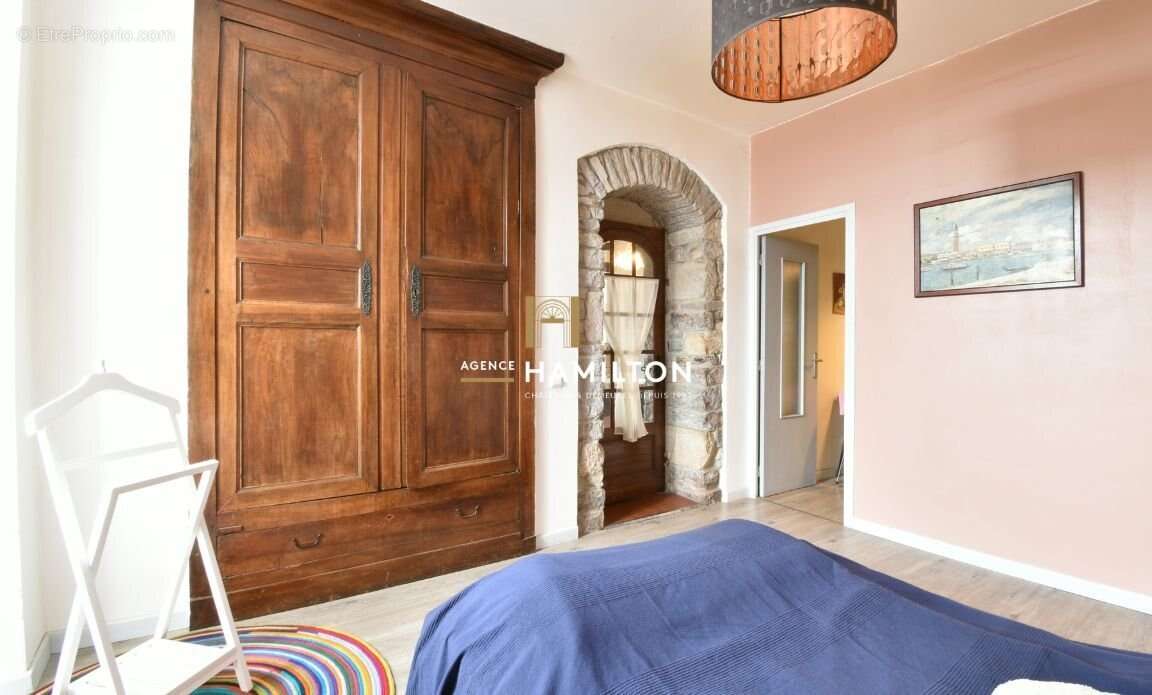 Maison à CORDES-SUR-CIEL