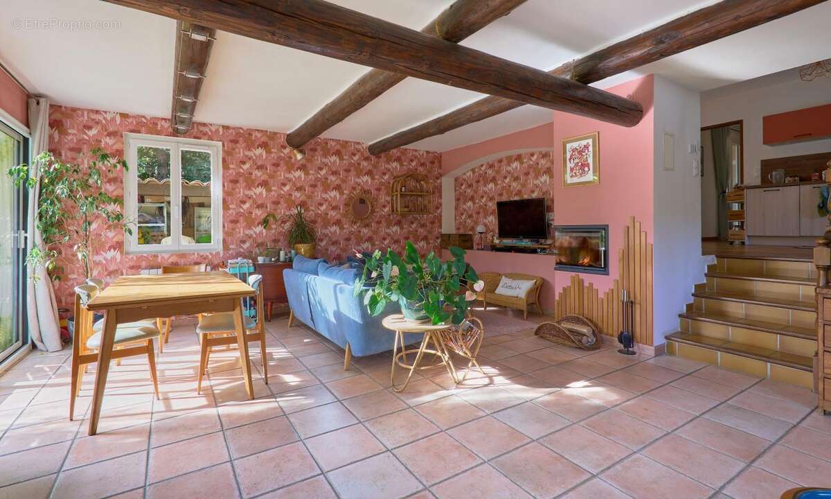 Maison à MANOSQUE