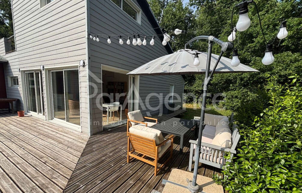 Maison à CHAILLEVETTE