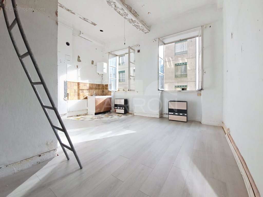 Appartement à LYON-1E