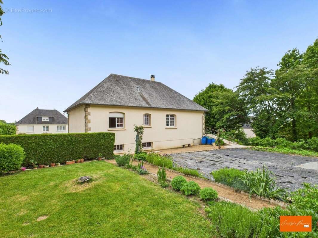 Photo 3 - Maison à SAINT-GEORGES-BUTTAVENT