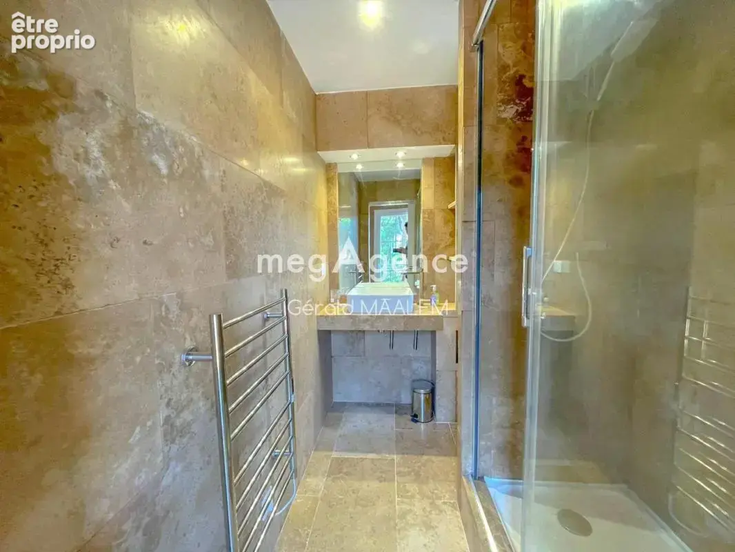 Studio de 25m² avec parking à Saint-Tropez - photo 6