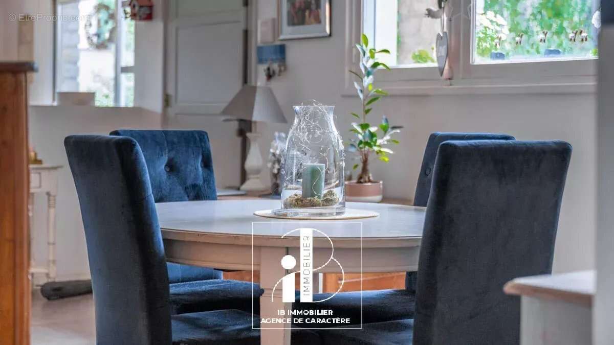 Maison à BOURRON-MARLOTTE