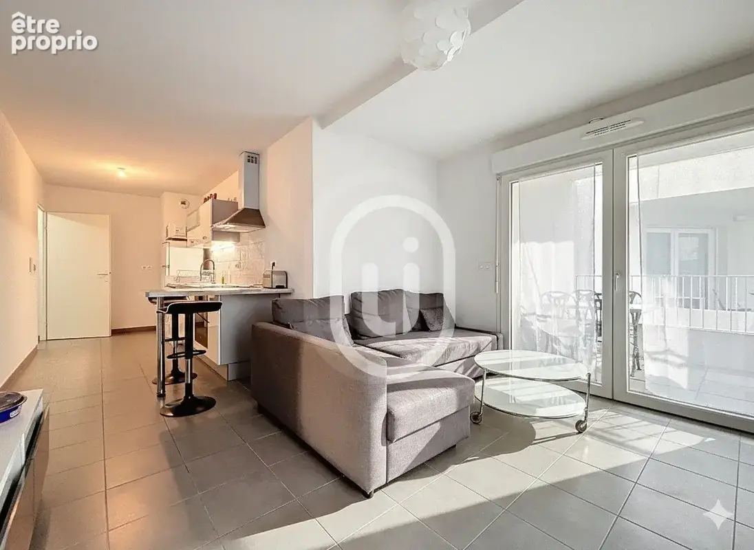 Port marianne - t2  dernier etage - photo 2