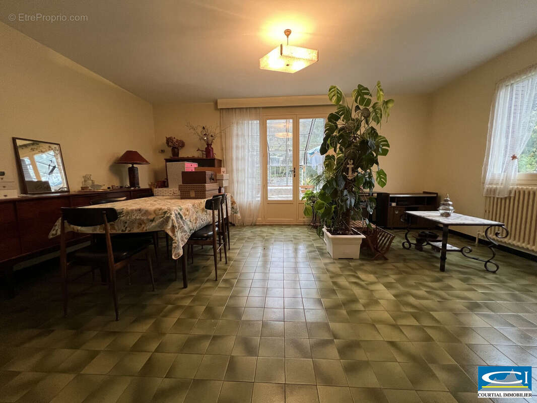 Maison à TOURNON-SUR-RHONE