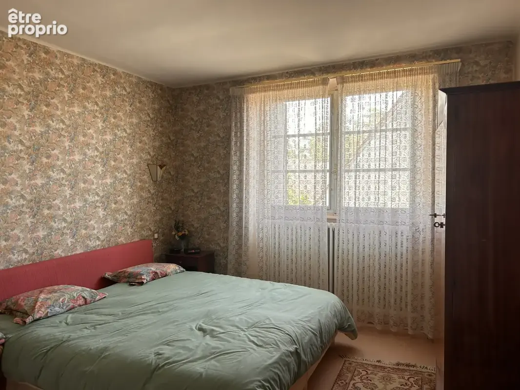 A VENDRE - Maison 5 pièces avec jardin au Pont-Chrétien-Chabenet - photo 6