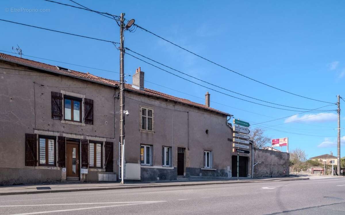 Maison à SEICHAMPS
