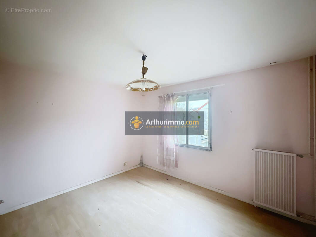 Maison à COULOMMIERS