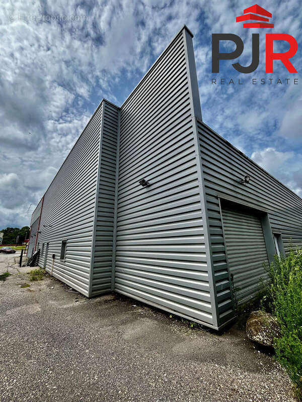 Commerce 791 m² à Vandoeuvre-Les-Nancy  - photo 4