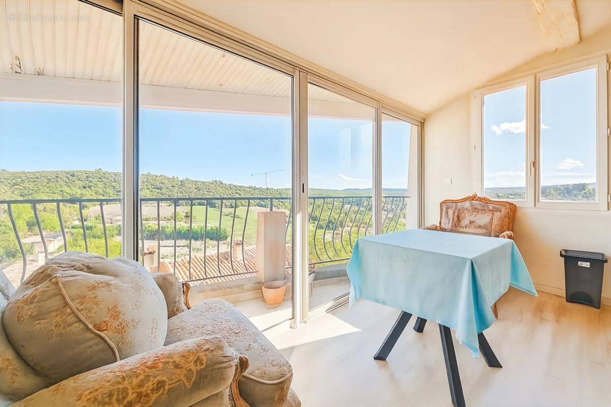 Maison à GINASSERVIS