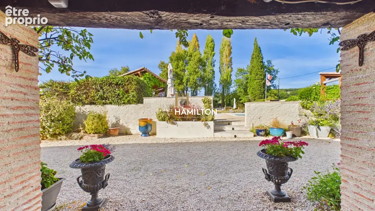 Superbe longere avec piscine et garage au pieds de cordes - photo 13