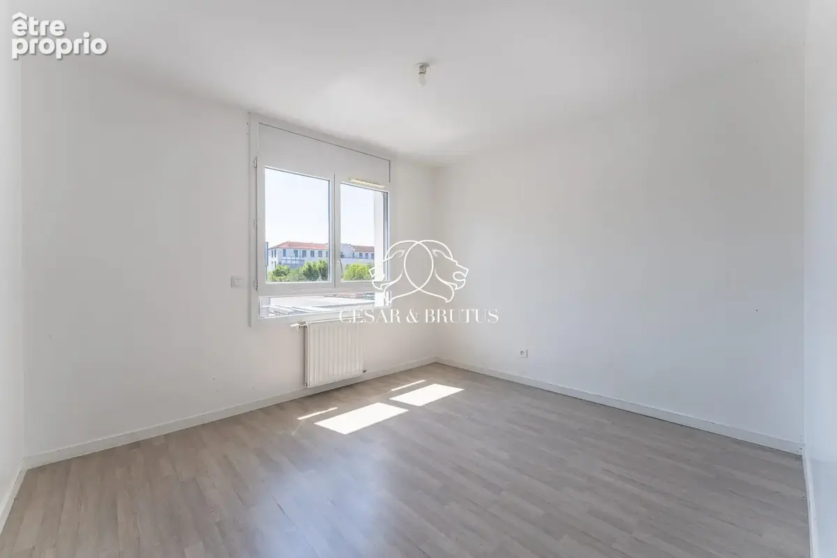 Appartement 78 m² à Villeurbanne  - photo 7