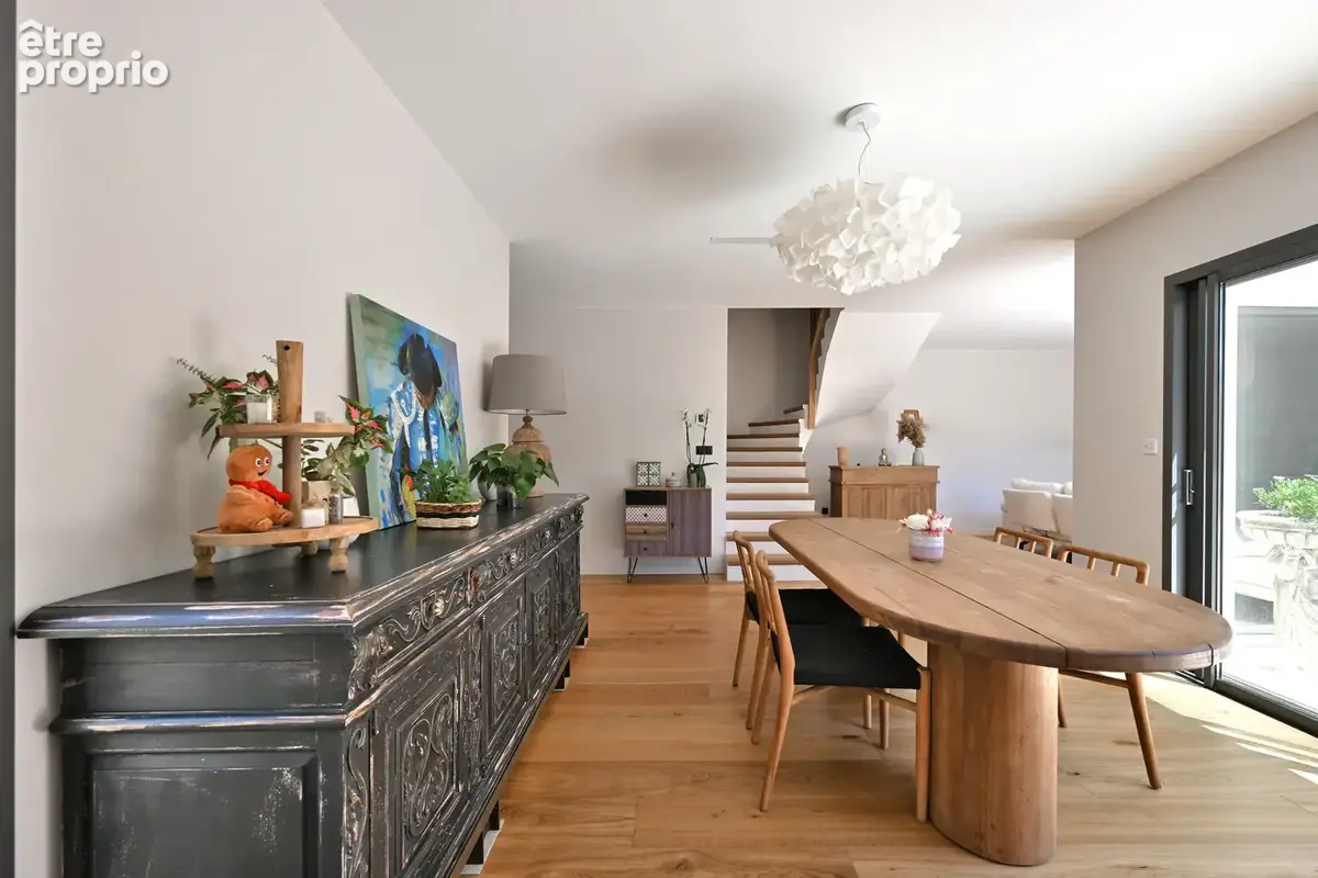 Maison - 172m2 - 6 pieces - photo 3