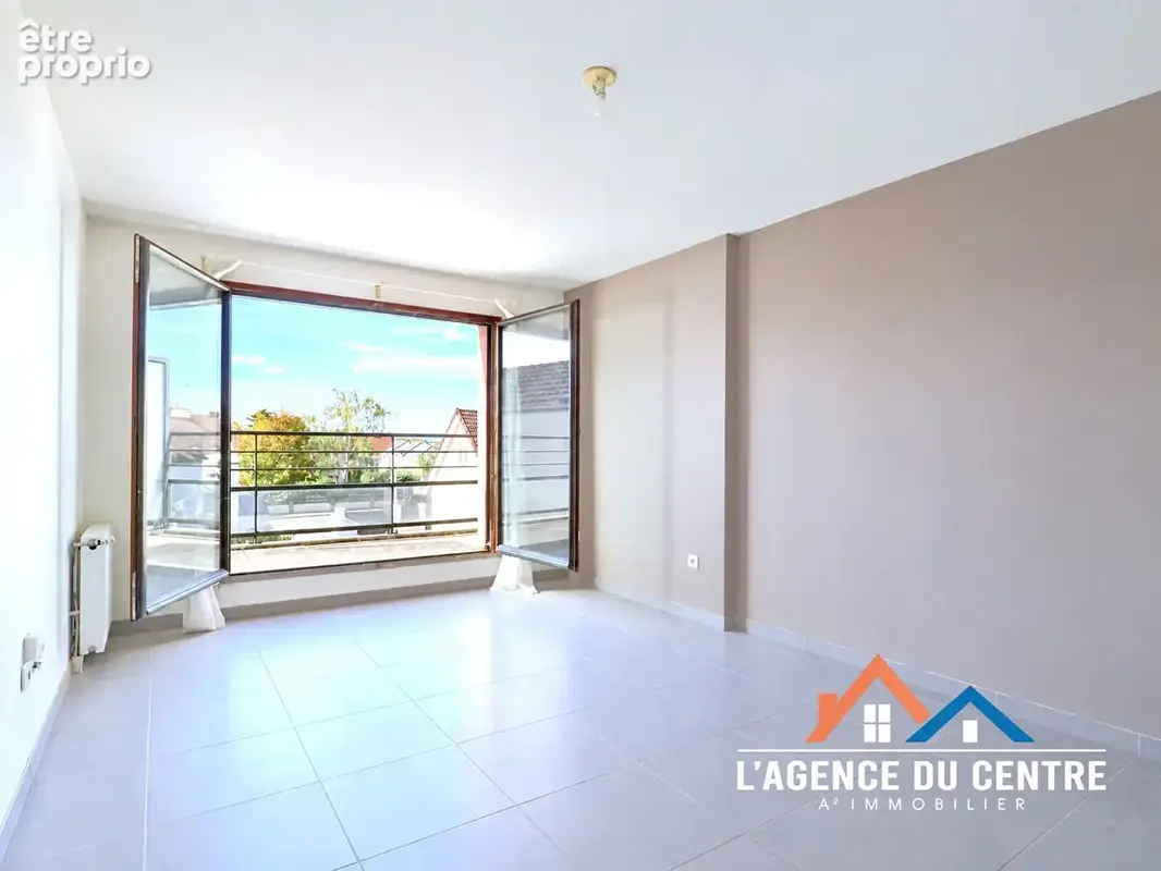 Appartement 2 pièces 48 m² · à Carrières-sous-Poissy · 48 m² · 179 500 €