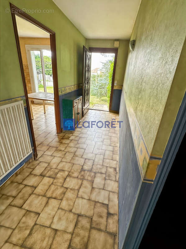 Maison Druye 5 pièce(s) 90 m2 - photo 5