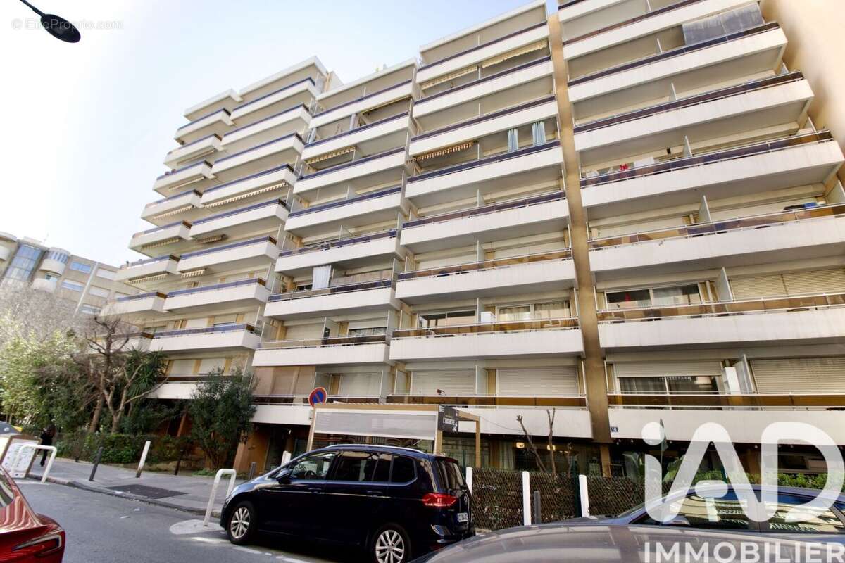 Photo 9 - Appartement à MARSEILLE-5E