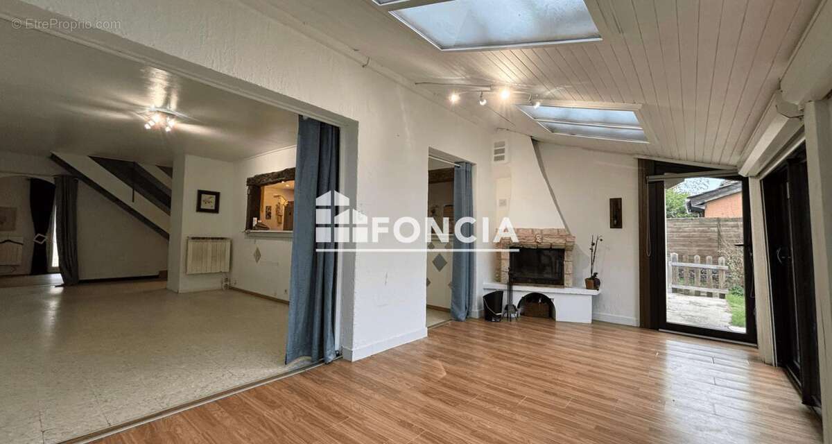 Maison à ROMANS-SUR-ISERE