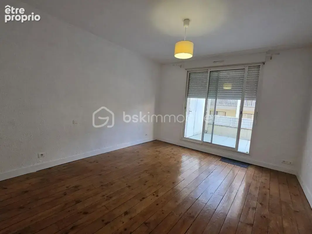 Agen hypercentre-appartement 100 m² - 2 chambres- terrasse- cave - photo 13