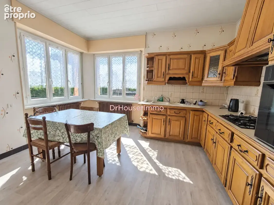 Maison 5 pièces 115 m² à vendre à L'isle-Sur-Le-Doubs (25250) - photo 2