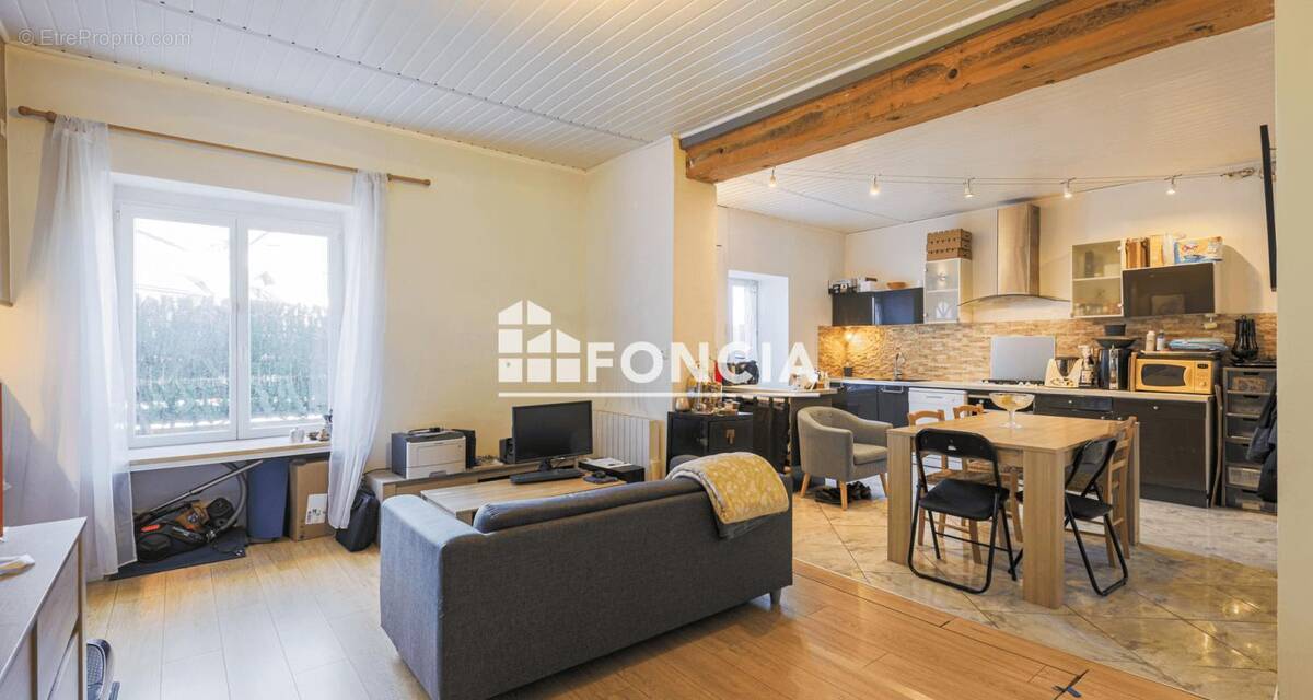 Maison à VARCES-ALLIERES-ET-RISSET