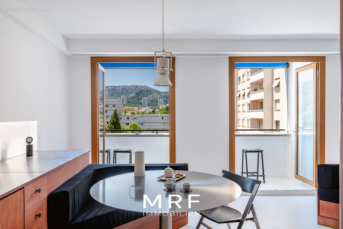 Appartement à MARSEILLE-9E