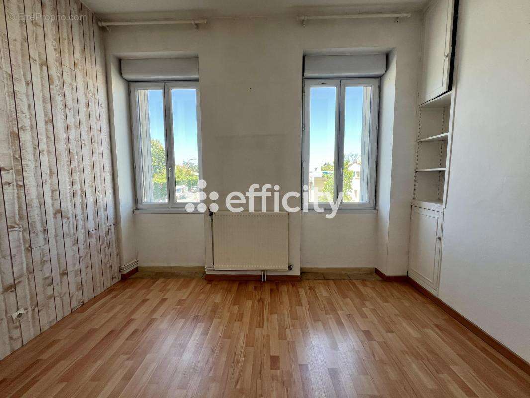 Maison à CARBON-BLANC