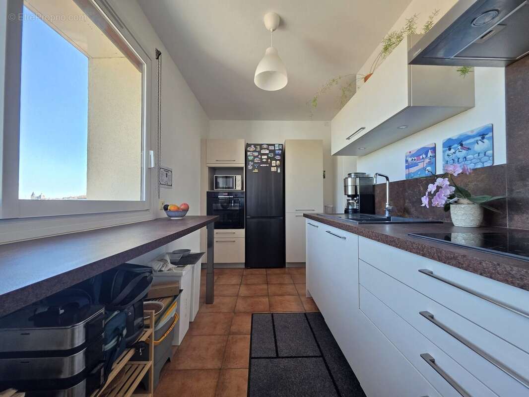 Appartement 84 m² à Clermont-Ferrand  - photo 2