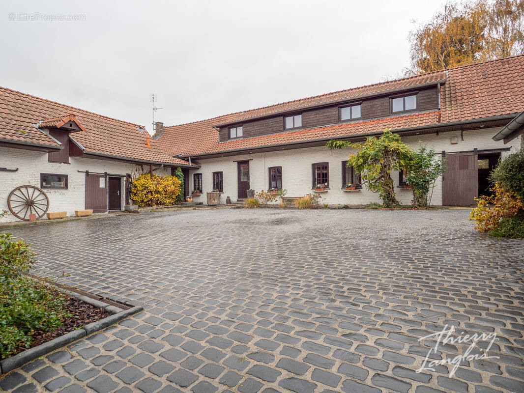 Maison à MOUCHIN