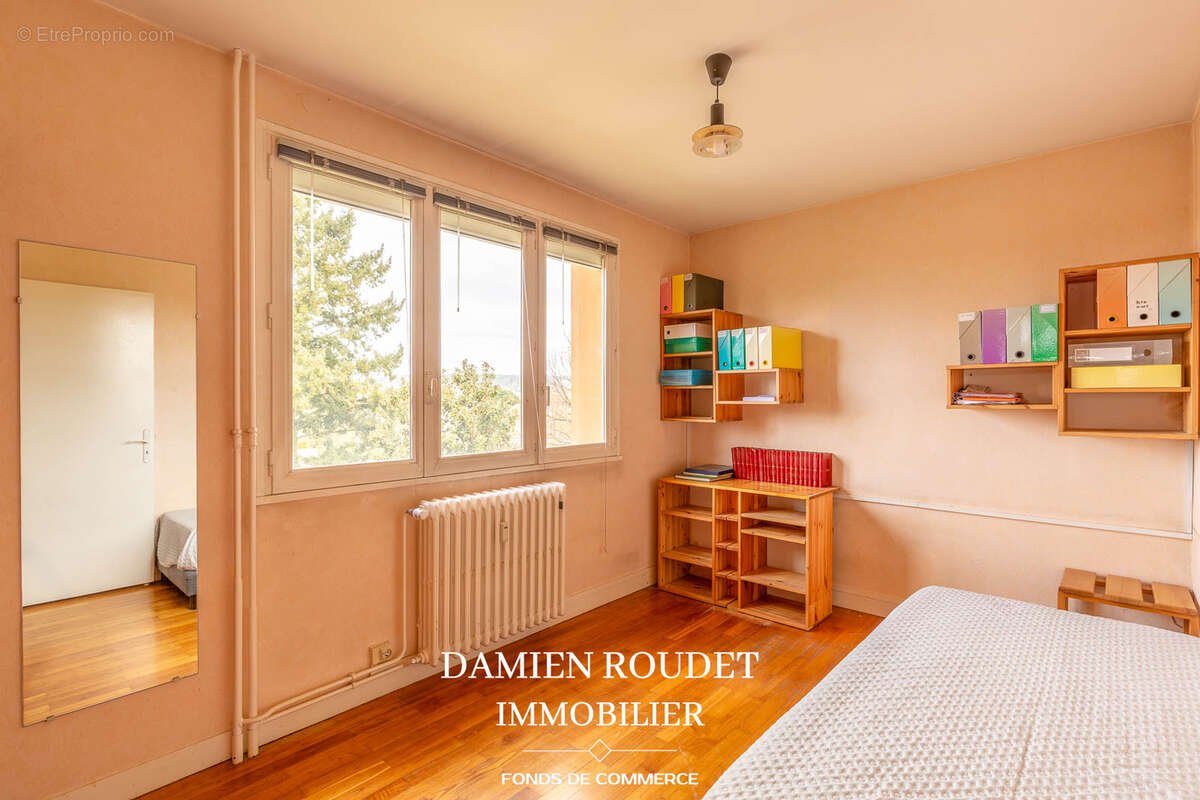 Appartement à BOURGOIN-JALLIEU