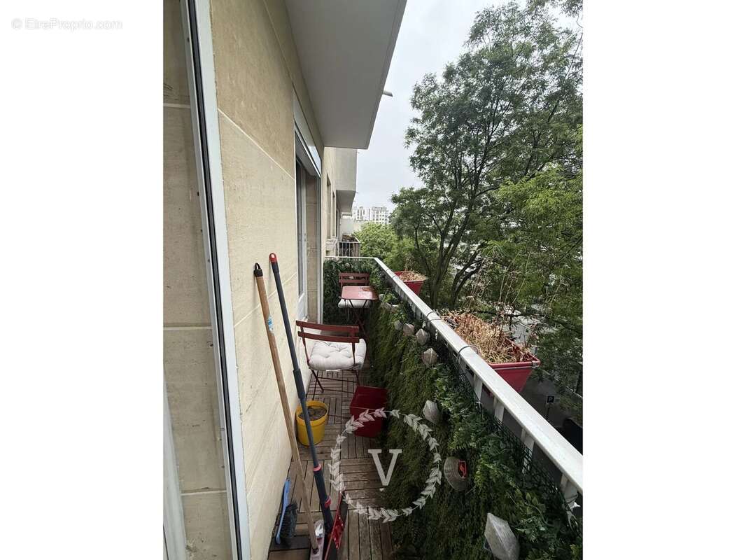 Appartement à PARIS-20E