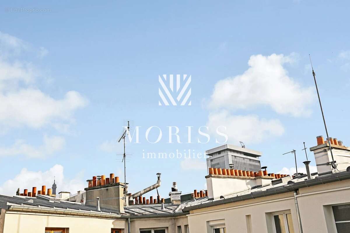 Appartement à PARIS-16E