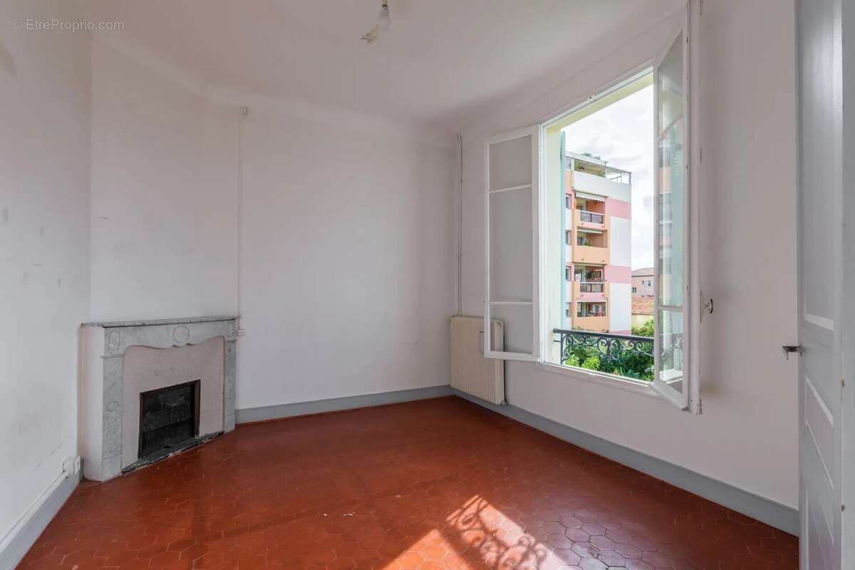 Maison à CAGNES-SUR-MER