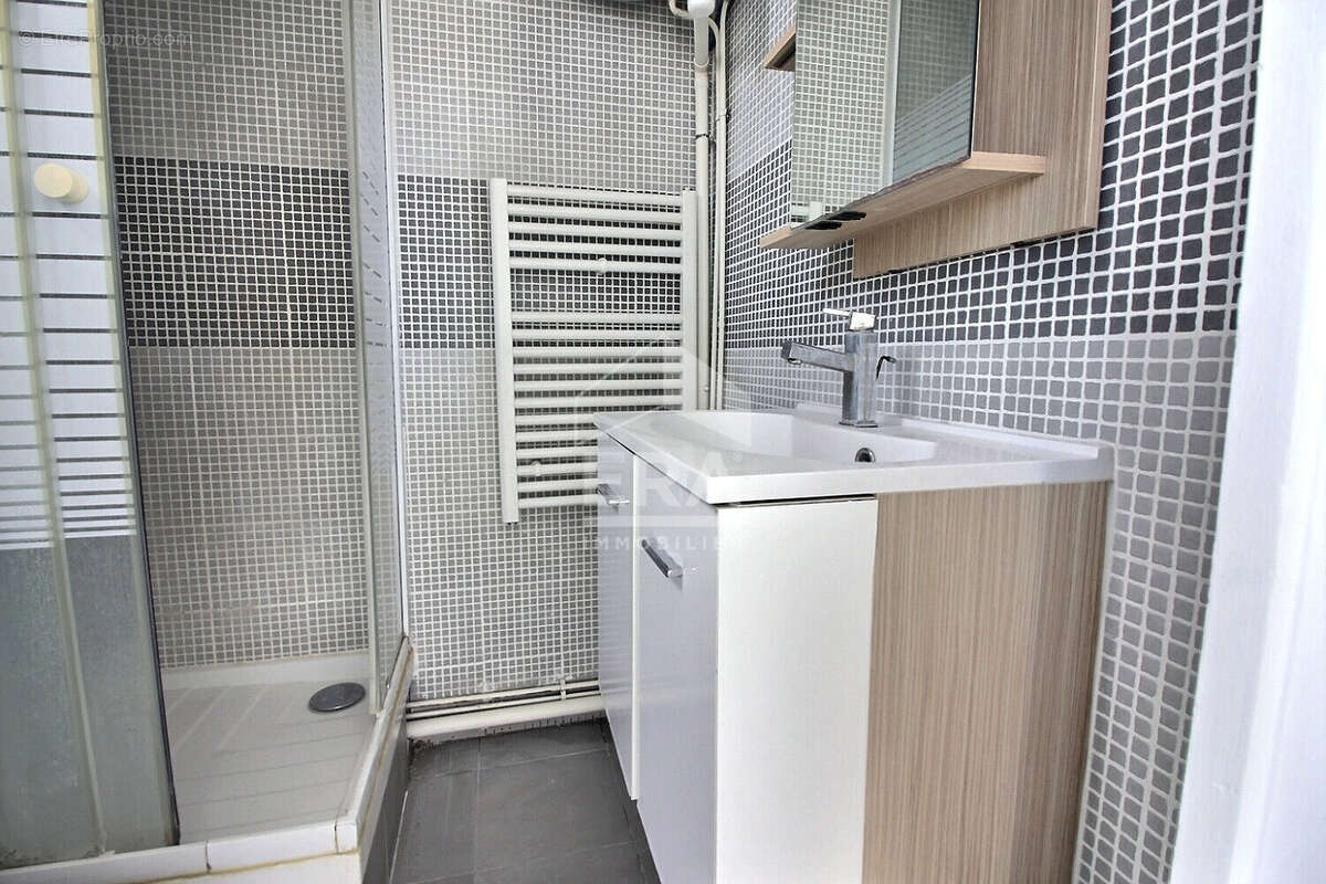 Appartement 25m² à saint-ouen-sur-seine - photo 11