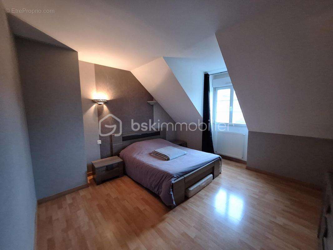 Maison familiale 6 chambres - Quartier recherché de Mayenne - photo 13