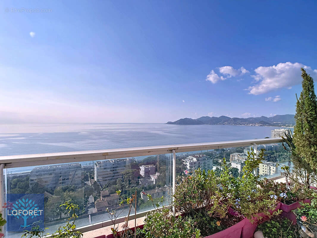 Appartement à CANNES