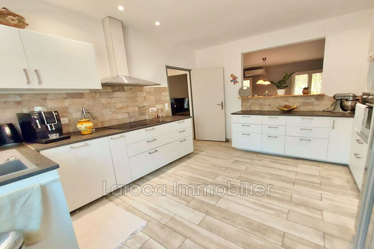Maison 133 m² à Vidauban  - photo 6