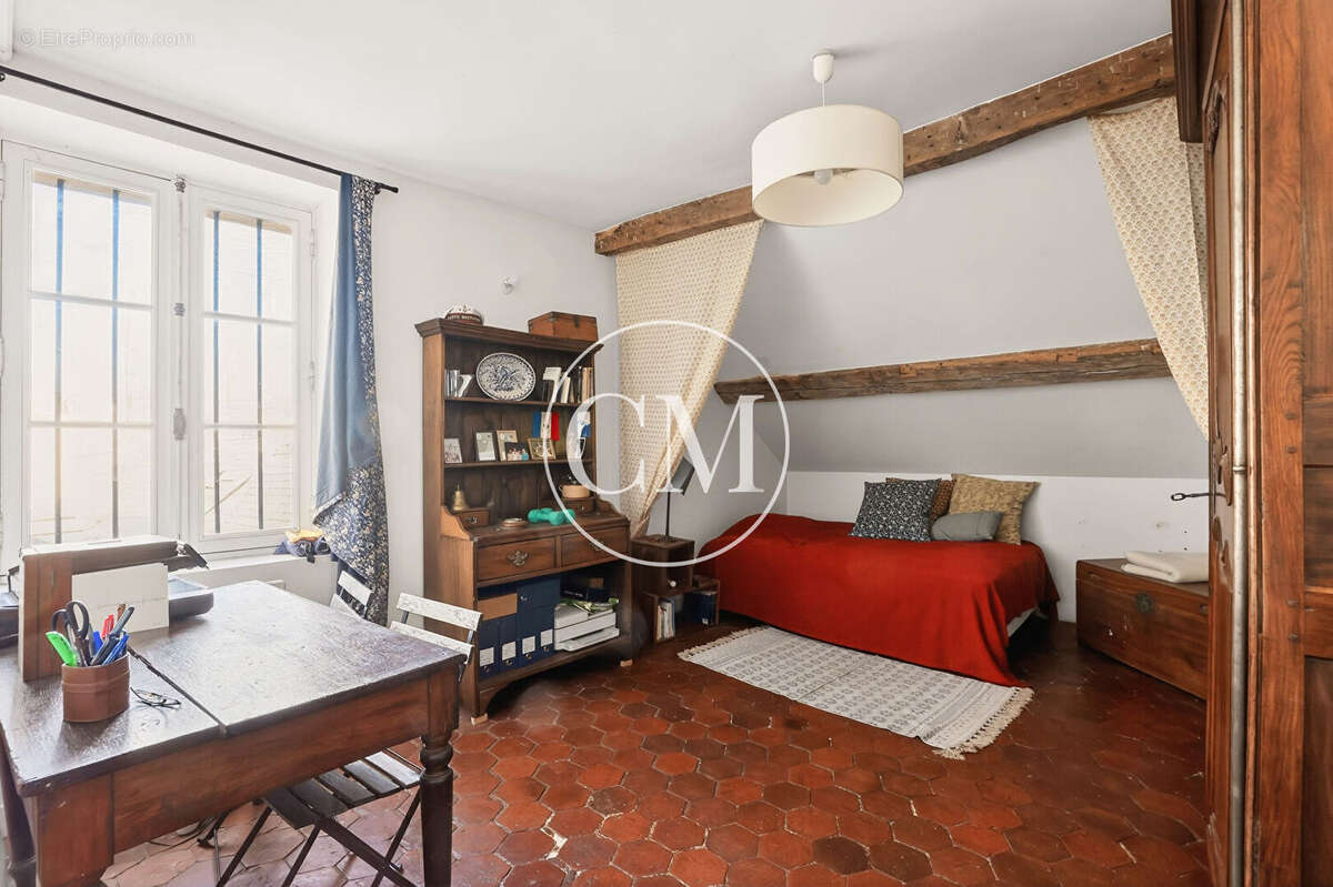 Appartement à VERSAILLES