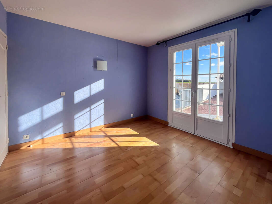 Maison à SAINTE-SOULLE