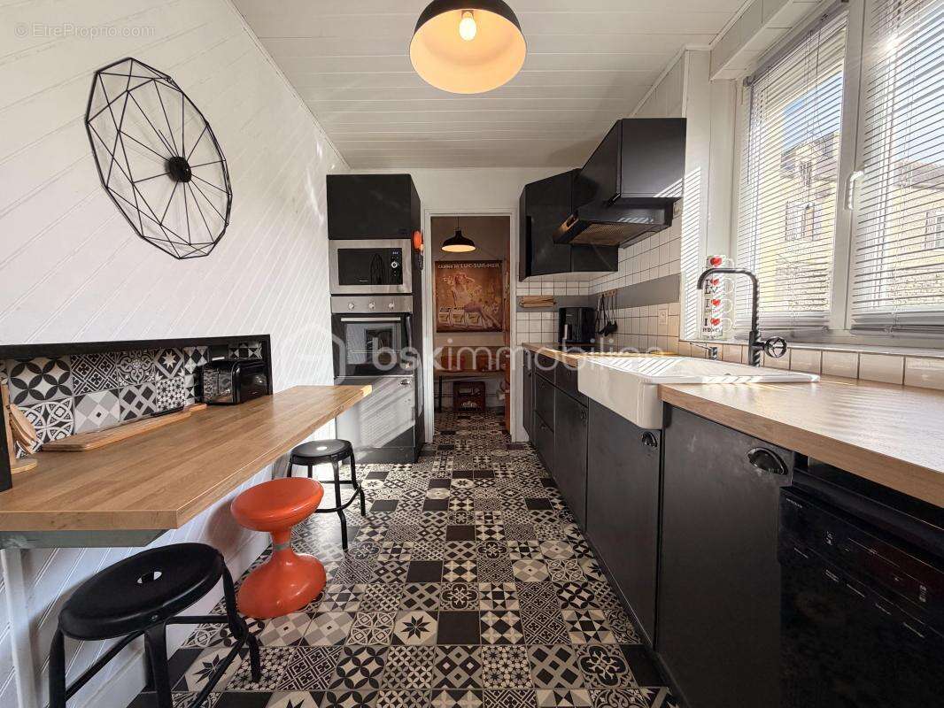 Maison à BRETTEVILLE-L'ORGUEILLEUSE